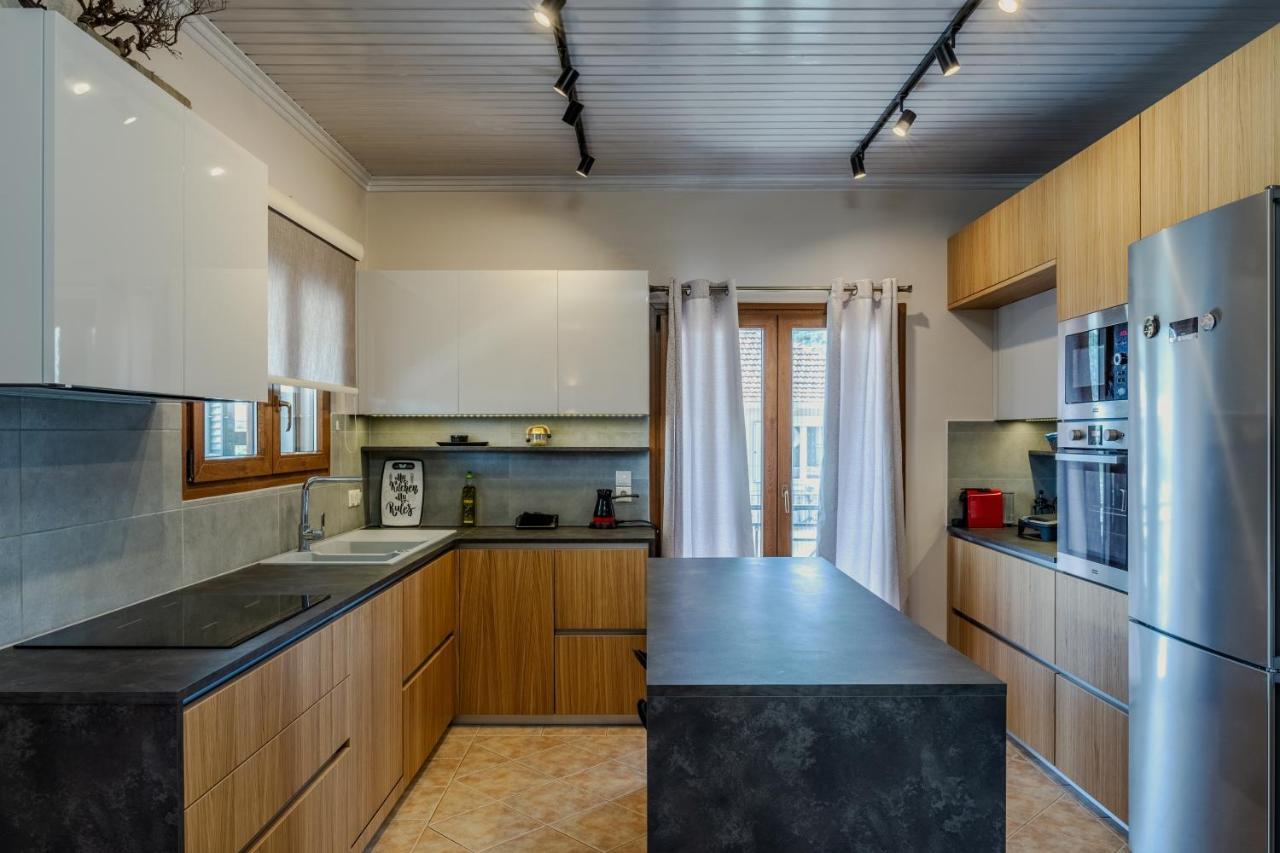 G.R Luxury Apartment Kalligoni Exterior photo