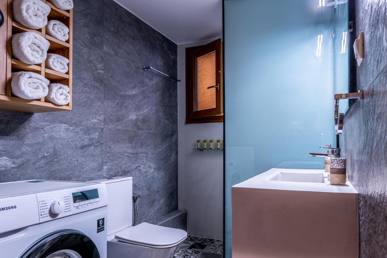 G.R Luxury Apartment Kalligoni Exterior photo